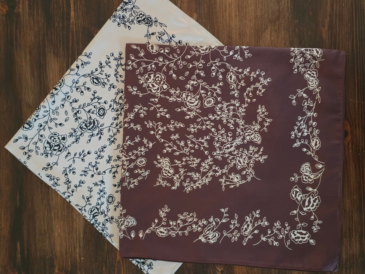 Foulard carré fleurs