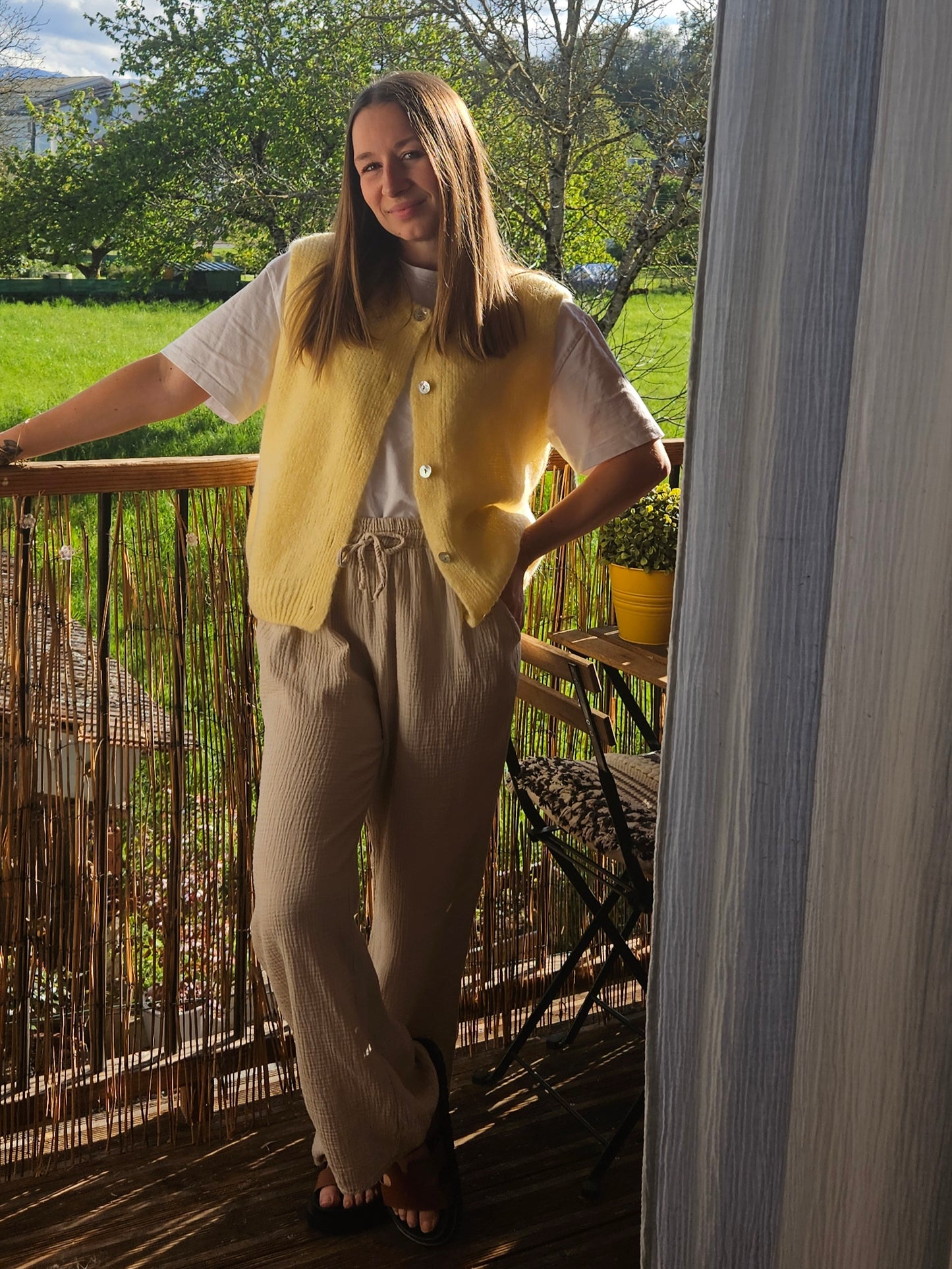 Gilet sans manche jaune